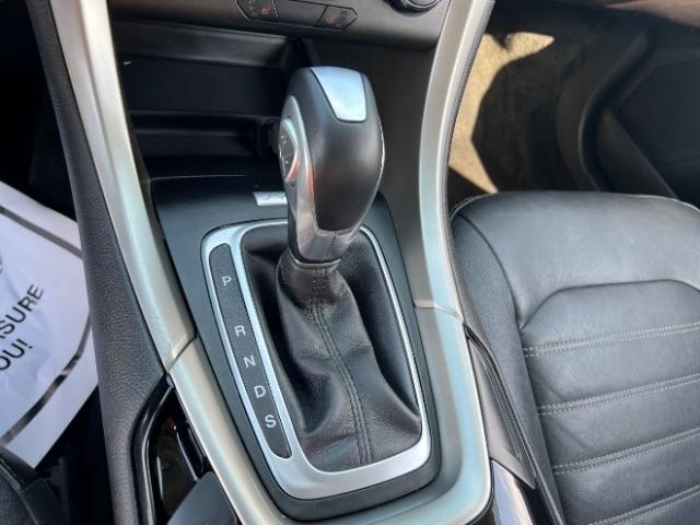 Ford Fusion SE 2016