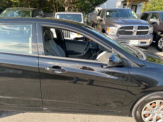 Hyundai Accent GS 5-Door 2014