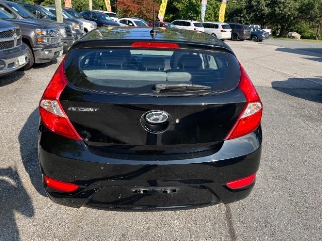 Hyundai Accent GS 5-Door 2014