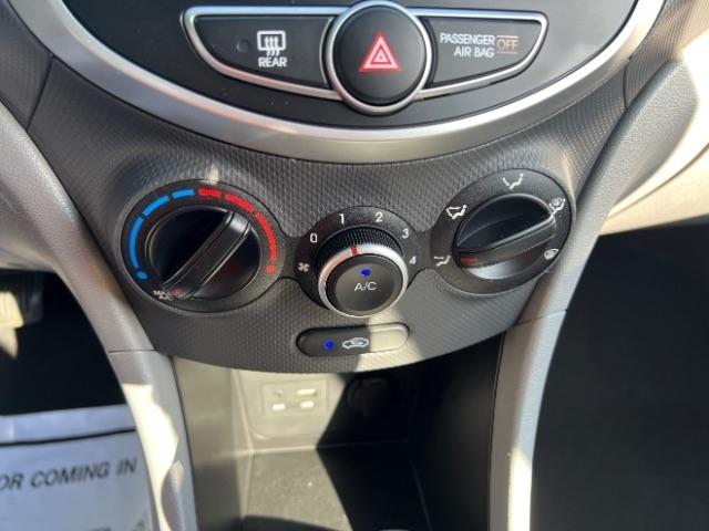 Hyundai Accent GS 5-Door 2014