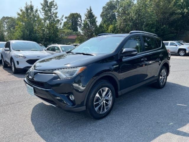 Toyota RAV4 Hybrid XLE 2016