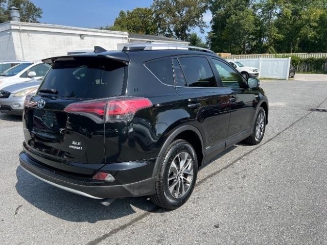 Toyota RAV4 Hybrid XLE 2016