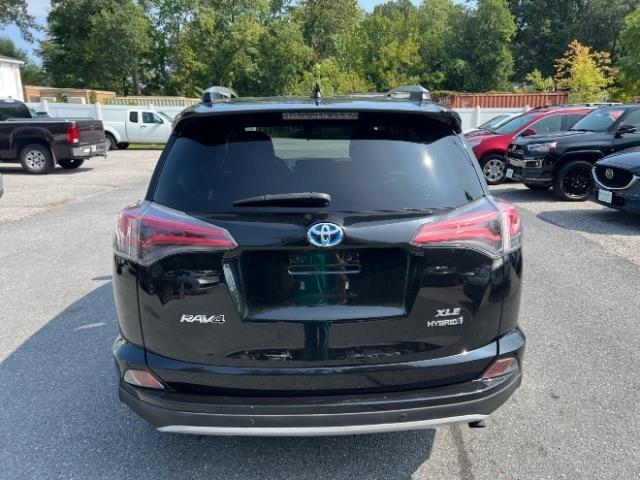 Toyota RAV4 Hybrid XLE 2016