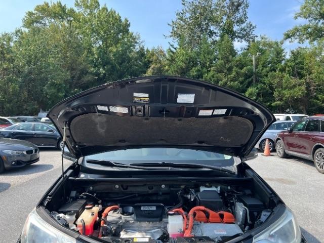 Toyota RAV4 Hybrid XLE 2016