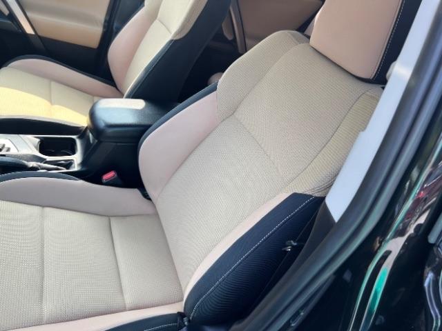 Toyota RAV4 Hybrid XLE 2016