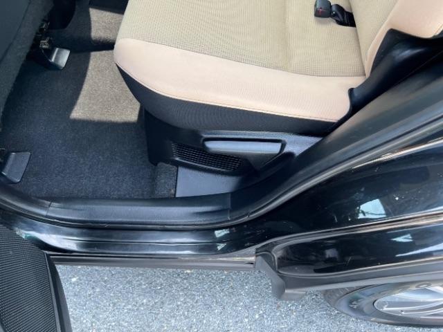 Toyota RAV4 Hybrid XLE 2016