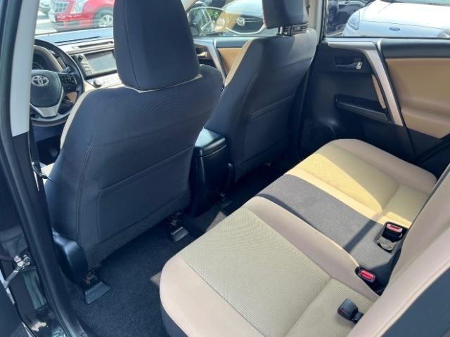 Toyota RAV4 Hybrid XLE 2016