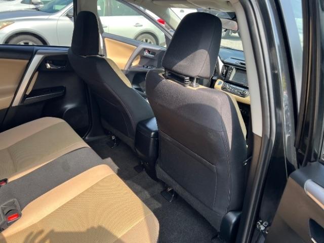 Toyota RAV4 Hybrid XLE 2016