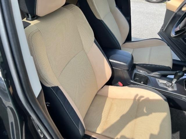 Toyota RAV4 Hybrid XLE 2016