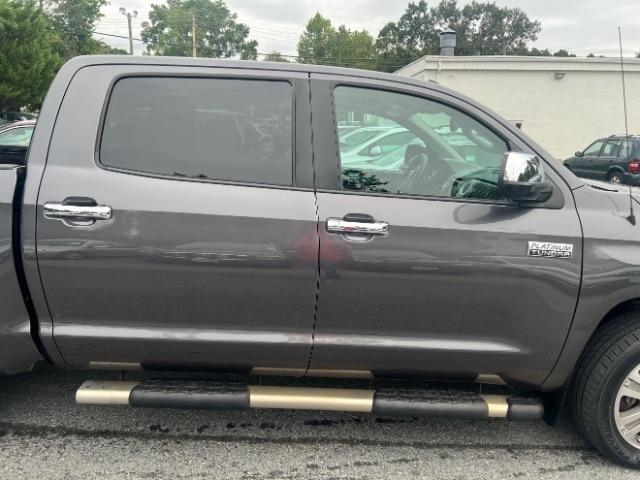 Toyota Tundra Platinum CrewMax 5.7L 4WD 2017