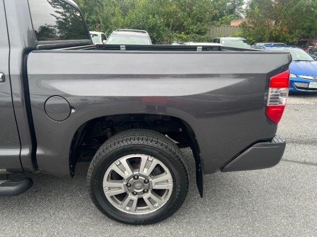 Toyota Tundra Platinum CrewMax 5.7L 4WD 2017