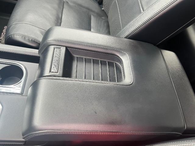 Toyota Tundra Platinum CrewMax 5.7L 4WD 2017