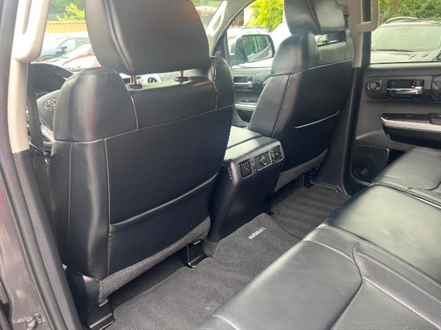 Toyota Tundra Platinum CrewMax 5.7L 4WD 2017
