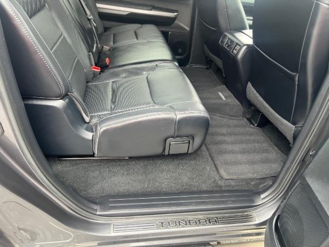 Toyota Tundra Platinum CrewMax 5.7L 4WD 2017
