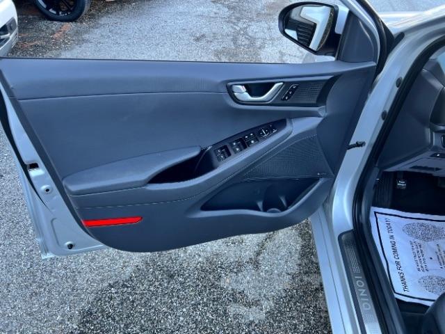 Hyundai Ioniq Hybrid Limited 2019