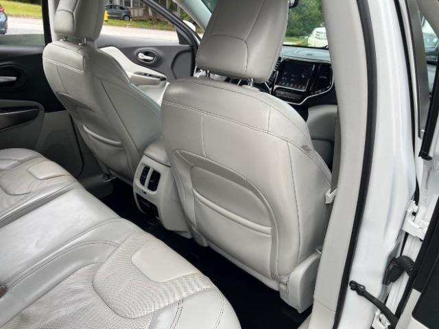 Jeep Cherokee Limited FWD 2019