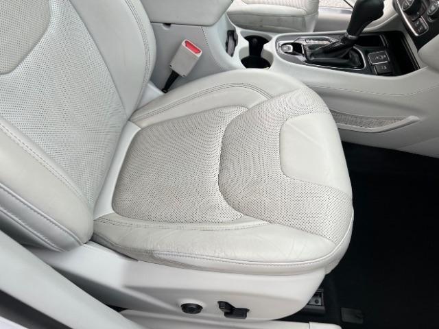 Jeep Cherokee Limited FWD 2019