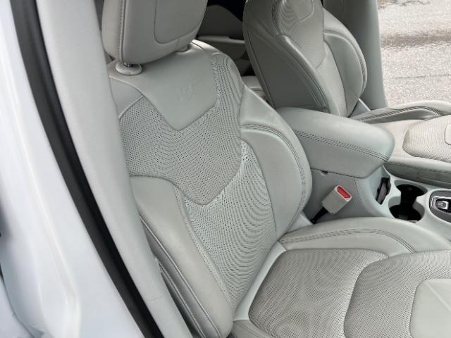 Jeep Cherokee Limited FWD 2019