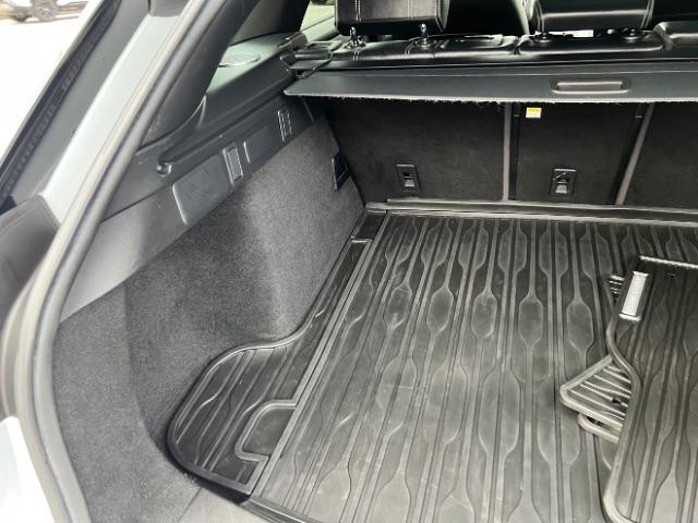 Land Rover Range Rover Velar R-Dynamic SE 2018