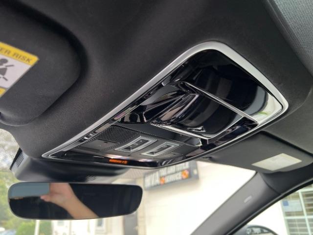 Land Rover Range Rover Velar R-Dynamic SE 2018