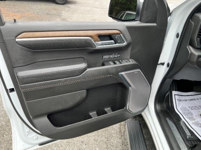 Chevrolet Silverado 1500 High Country Crew Cab 4WD 2022