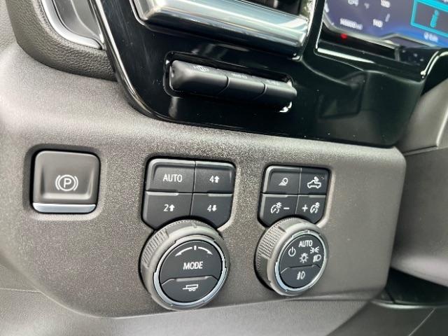 Chevrolet Silverado 1500 High Country Crew Cab 4WD 2022