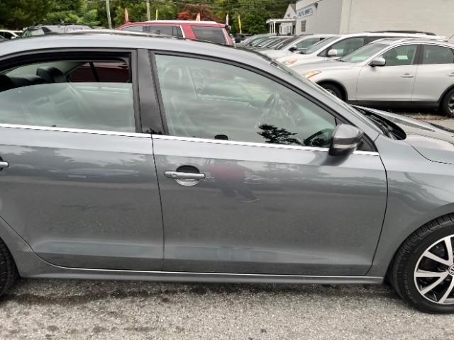 Volkswagen Jetta 1.4T SE 6A 2017