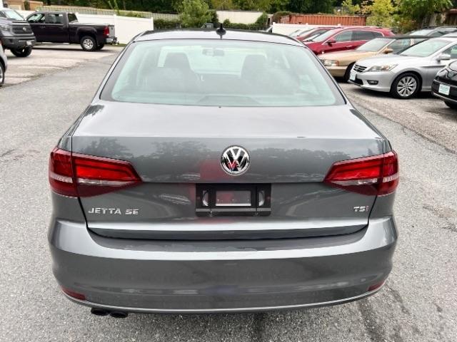 Volkswagen Jetta 1.4T SE 6A 2017