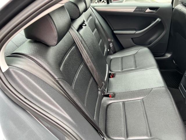 Volkswagen Jetta 1.4T SE 6A 2017