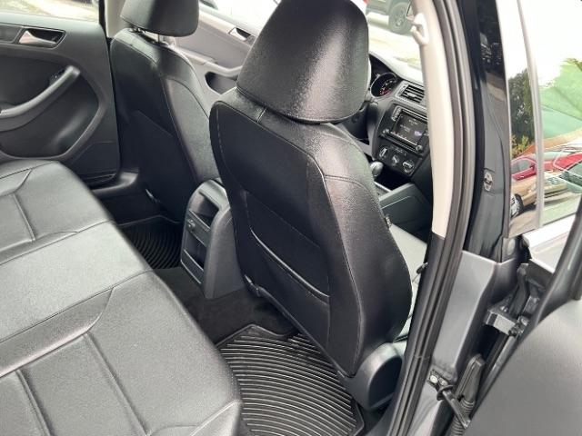 Volkswagen Jetta 1.4T SE 6A 2017