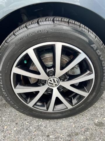 Volkswagen Jetta 1.4T SE 6A 2017