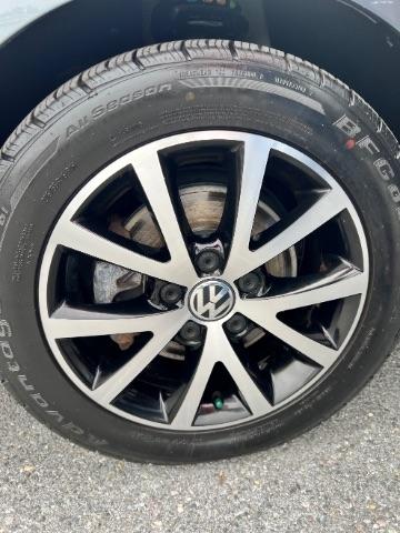 Volkswagen Jetta 1.4T SE 6A 2017