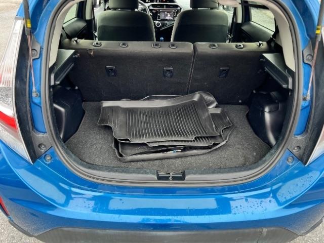 Toyota Prius c LE 2019