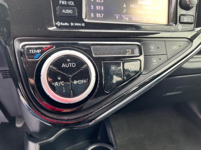 Toyota Prius c LE 2019