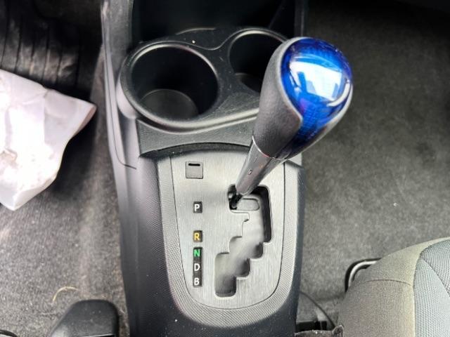 Toyota Prius c LE 2019