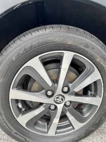 Toyota Prius c LE 2019