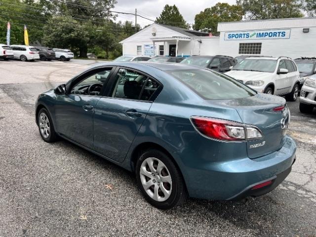 Mazda MAZDA3 i Sport 4-Door 2011