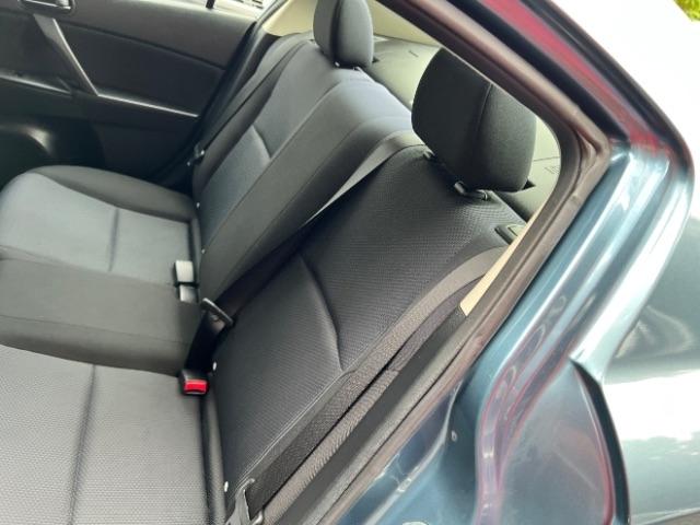 Mazda MAZDA3 i Sport 4-Door 2011