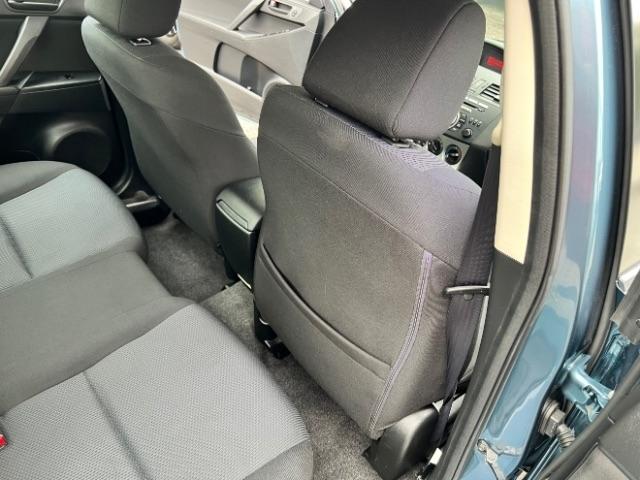 Mazda MAZDA3 i Sport 4-Door 2011