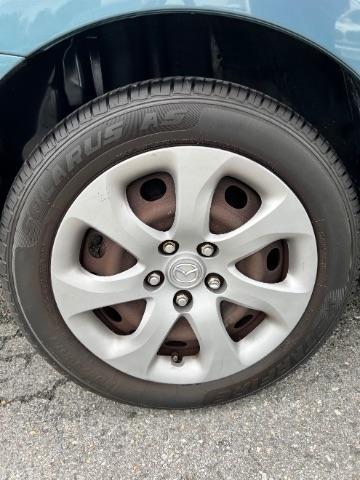Mazda MAZDA3 i Sport 4-Door 2011