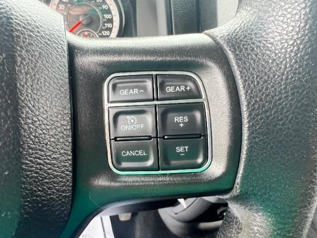 RAM 1500 Classic Tradesman Crew Cab SWB 4WD 2021