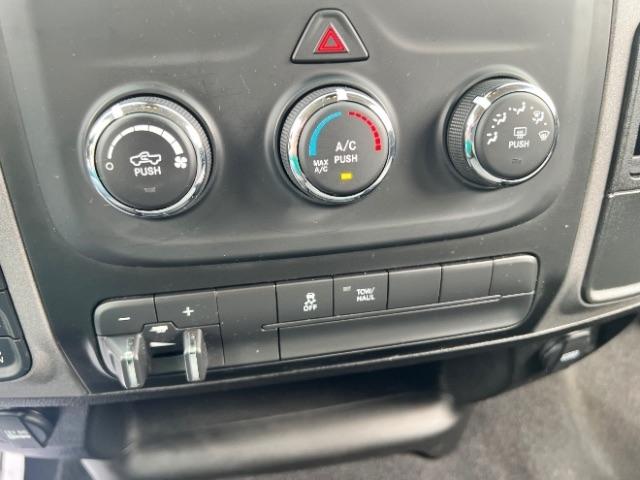 RAM 1500 Classic Tradesman Crew Cab SWB 4WD 2021