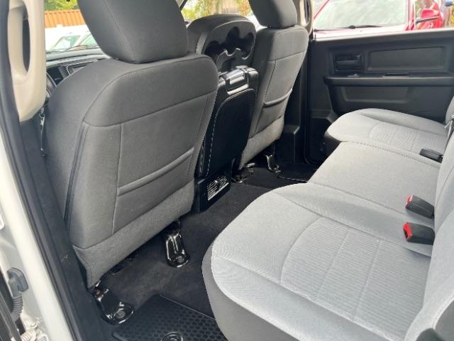 RAM 1500 Classic Tradesman Crew Cab SWB 4WD 2021