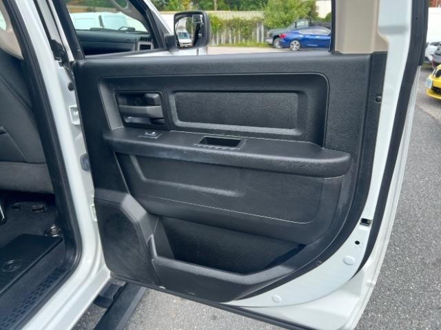 RAM 1500 Classic Tradesman Crew Cab SWB 4WD 2021