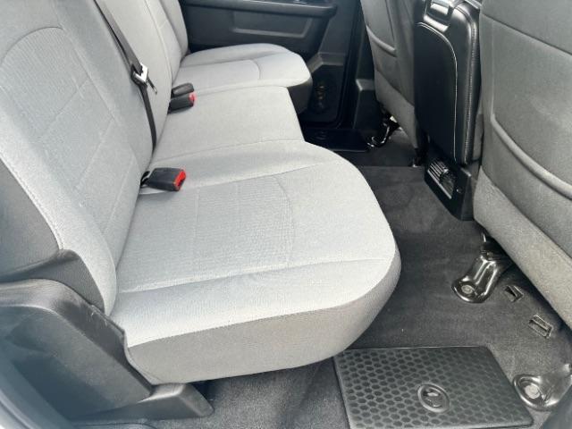RAM 1500 Classic Tradesman Crew Cab SWB 4WD 2021
