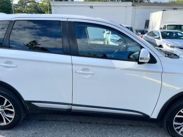 Mitsubishi Outlander SEL AWD 2018