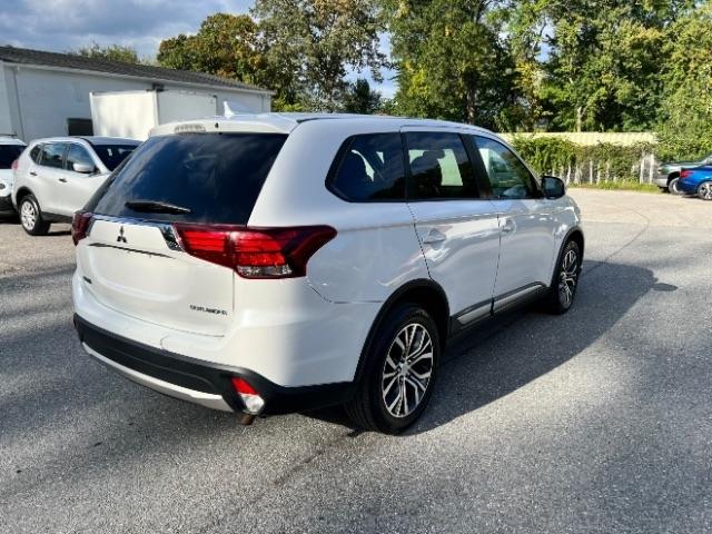Mitsubishi Outlander SEL AWD 2018