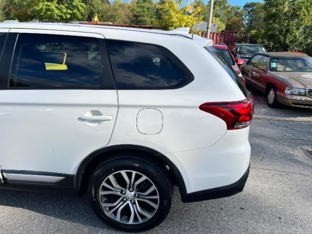 Mitsubishi Outlander SEL AWD 2018