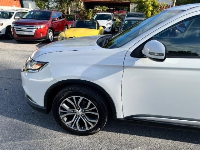 Mitsubishi Outlander SEL AWD 2018