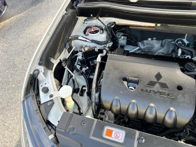 Mitsubishi Outlander SEL AWD 2018